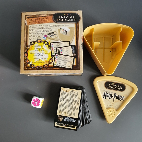 World of Harry Potter Trivial Pursuit Game - Picture 2 of 7